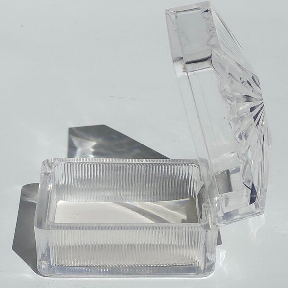 VINTAGE Acrylic Jewelry Storage Display Box Clear See Through Prism Effect - Picture 3 of 6